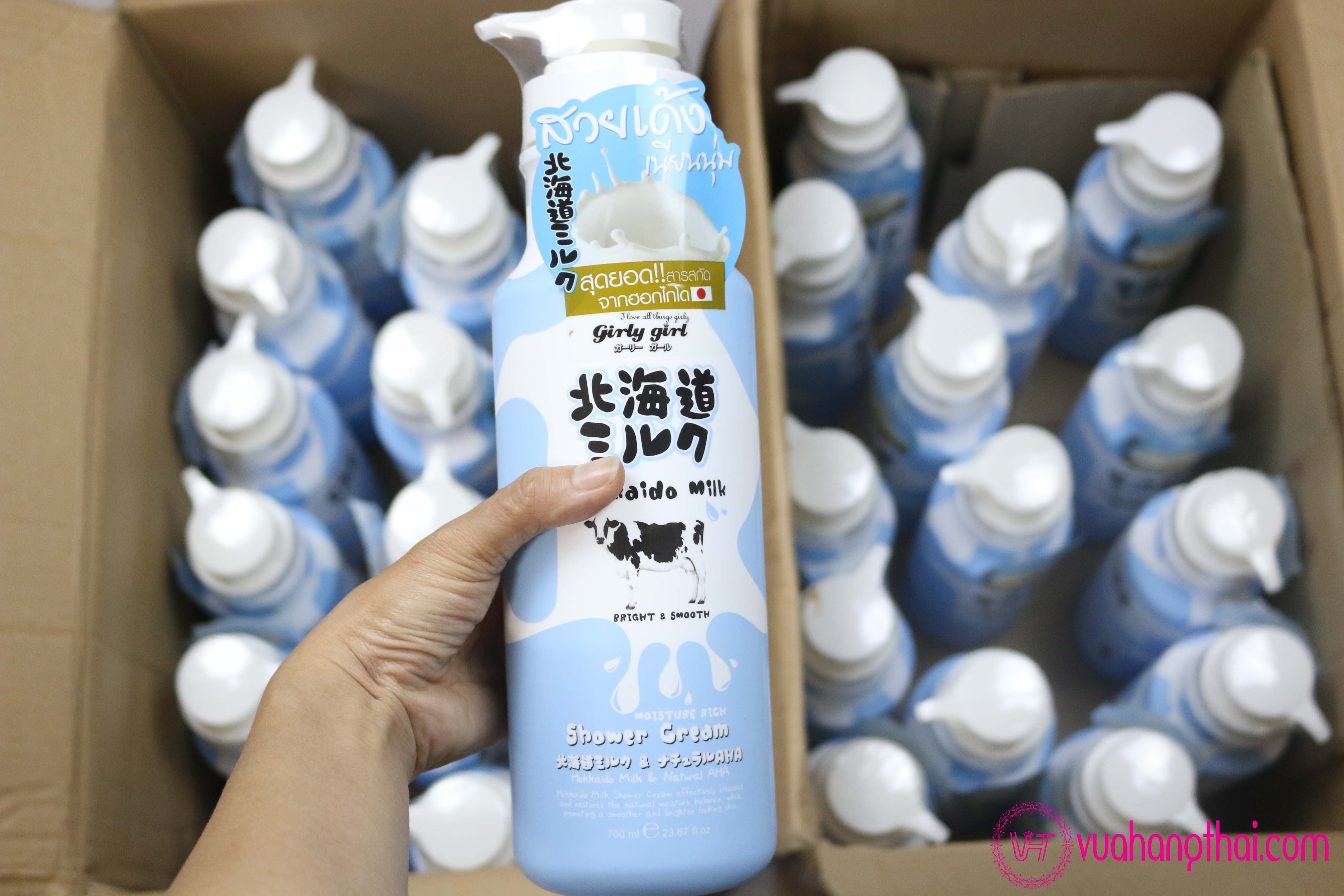 Sữa Tắm Trắng Beauty Buffet Hokkaido Milk Whitening AHA 700ml